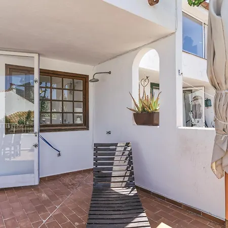 Designer House With Panoramic Views Nyaraló *